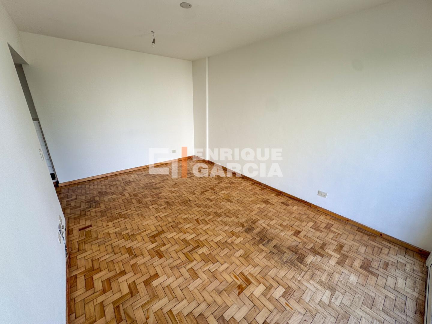 Departamento en Alquiler en Urquiza R, $ 650.000