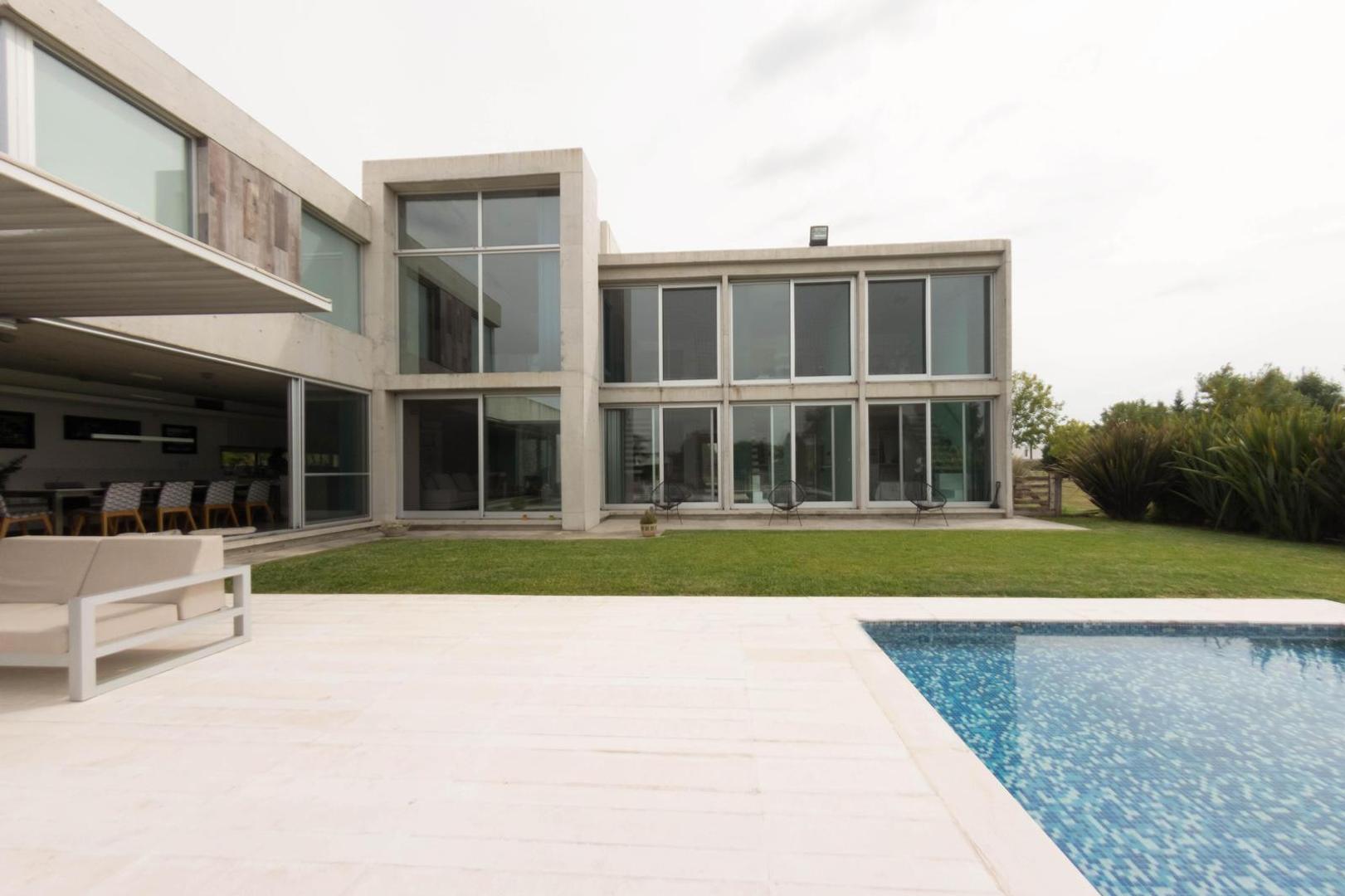 Venta Casa 5 Ambientes en General Rodriguez