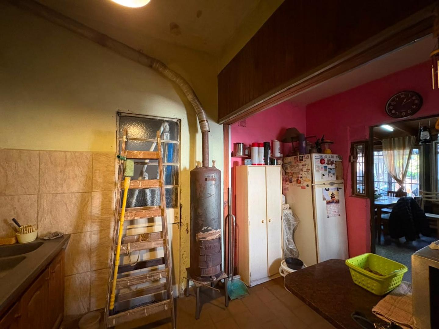 Casa 2 ambientes con 1 baño