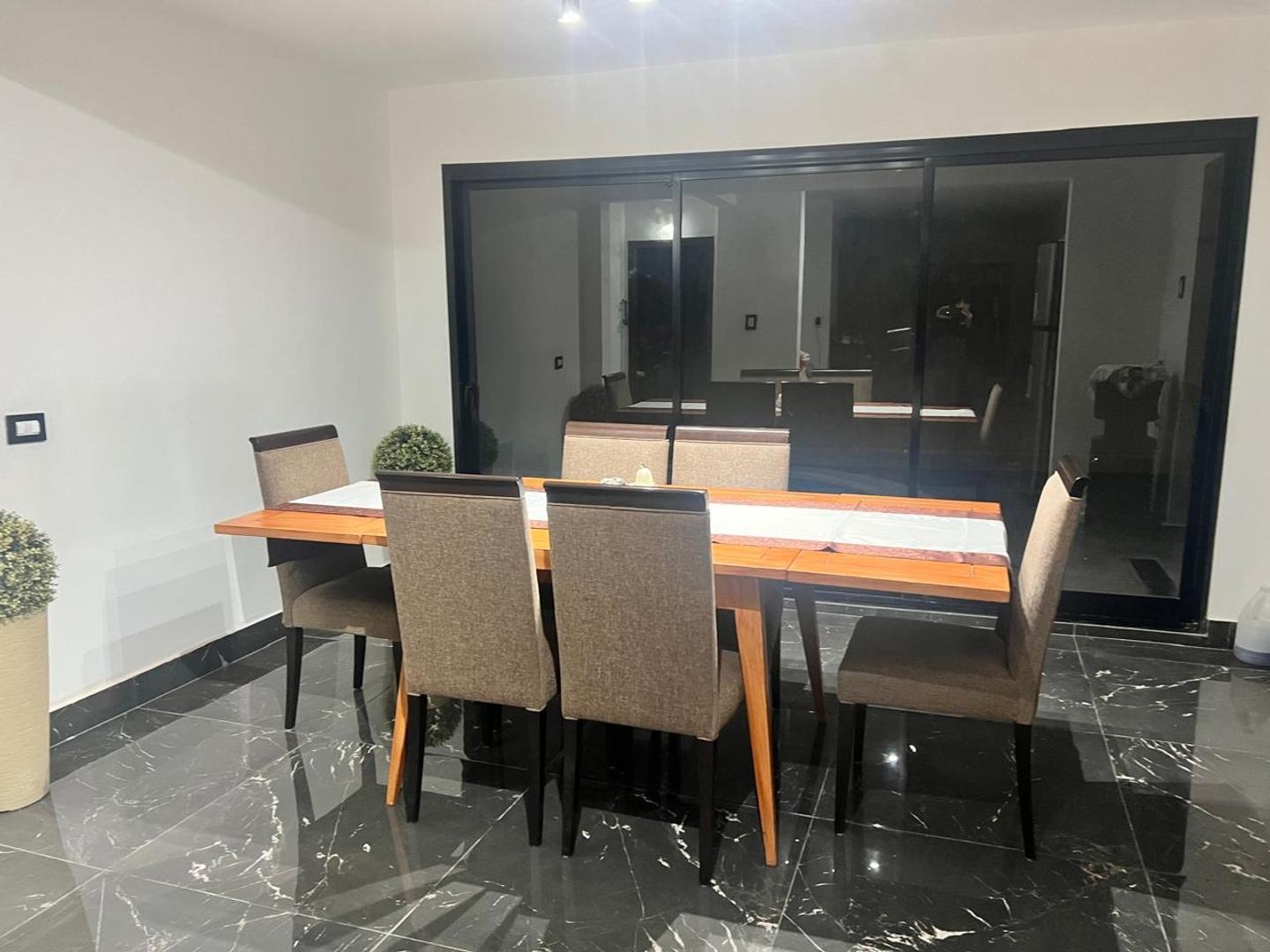 Casa en venta con pileta en Av Monseñor Pablo Cabrera