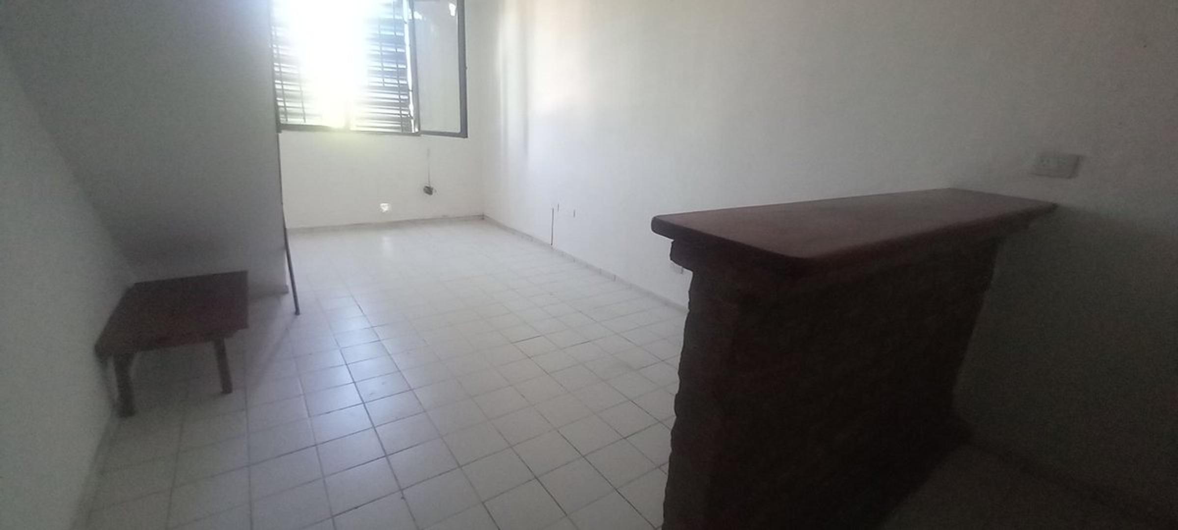 VENTA DEPARTAMENTO DUPLEX A METROS COLON B ALBERDI