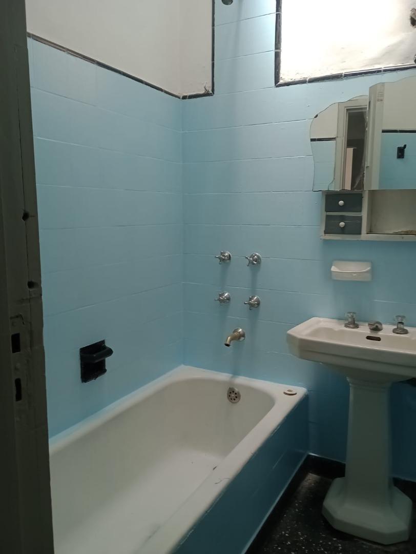 ALQUILER DE CASA TRES AMB