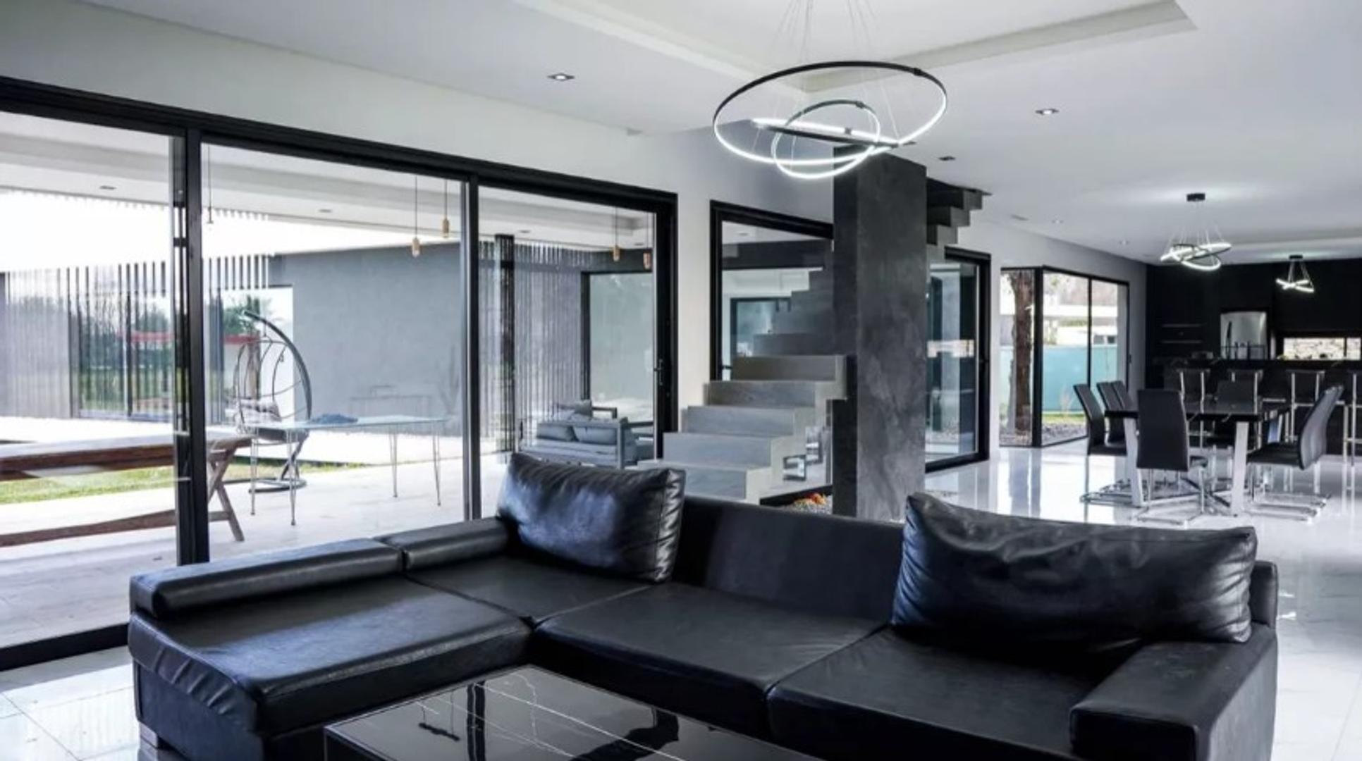 Casa en Venta de 4 dormitorios