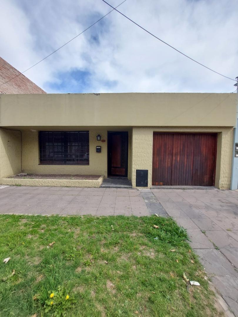 CASA EN ALQUILER 3 AMB. TEMPERLEY