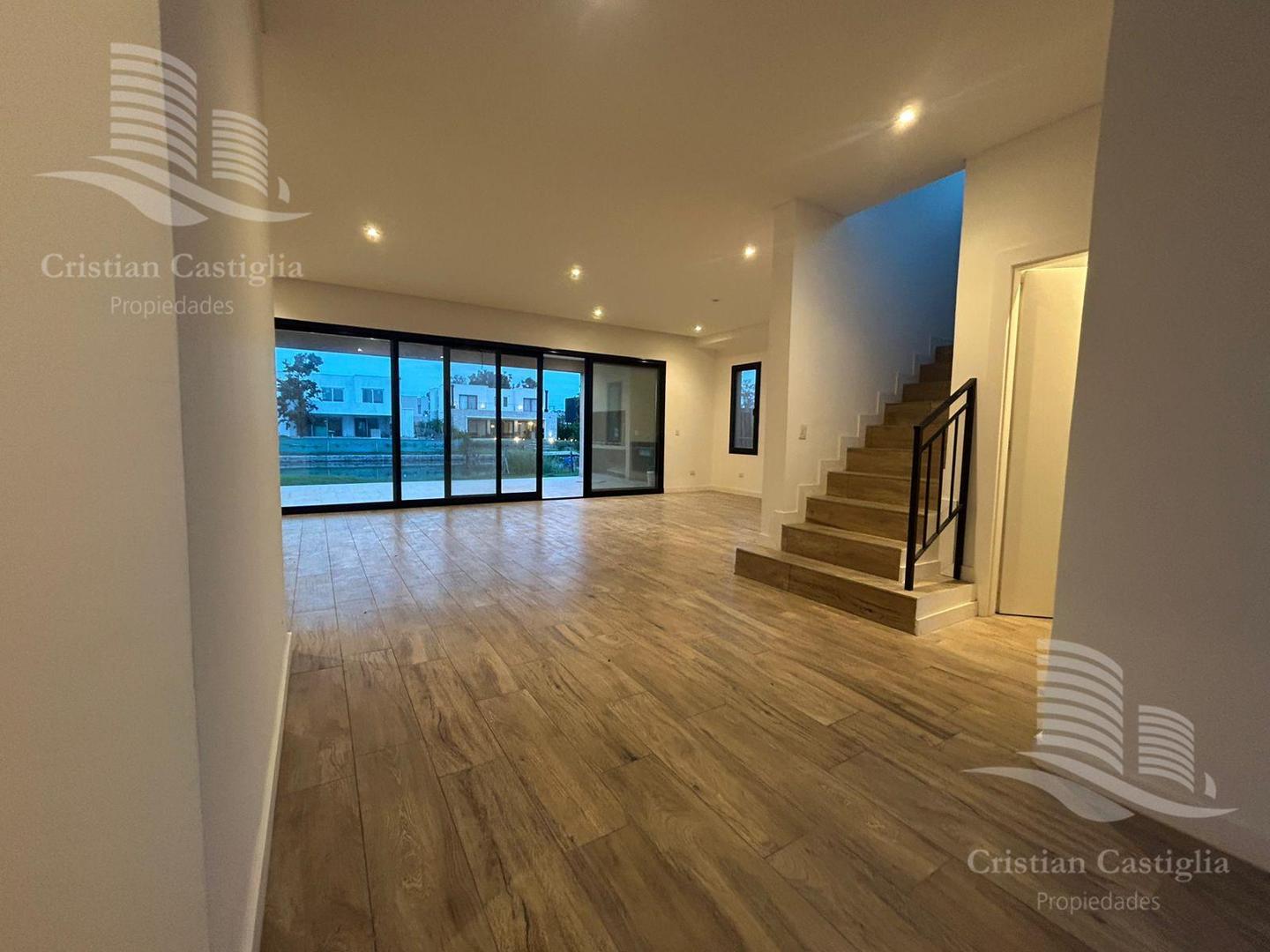 Casa en Venta en Laguna Grande, USD 600.000