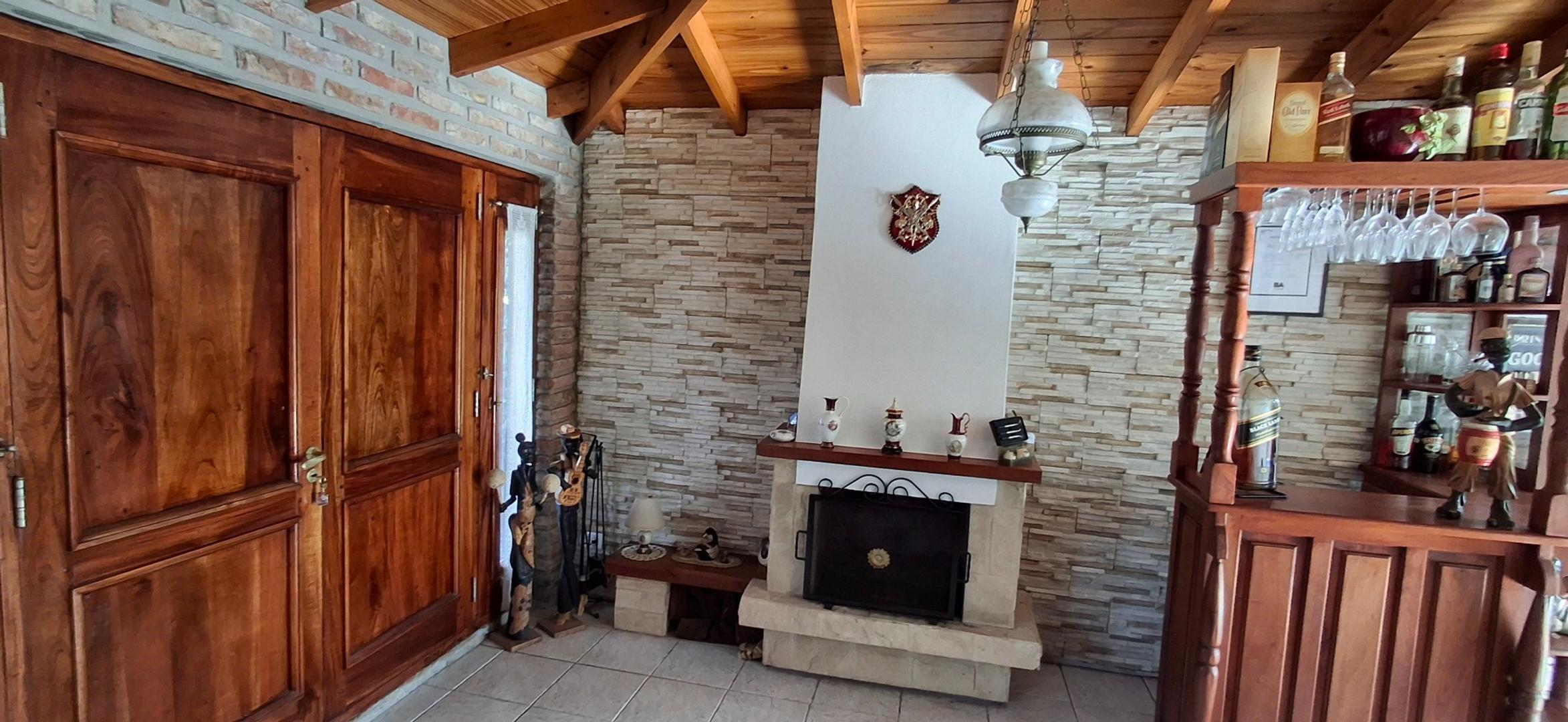 CASA EN VENTA EN COUNTRY MASCHWITZ CLUB