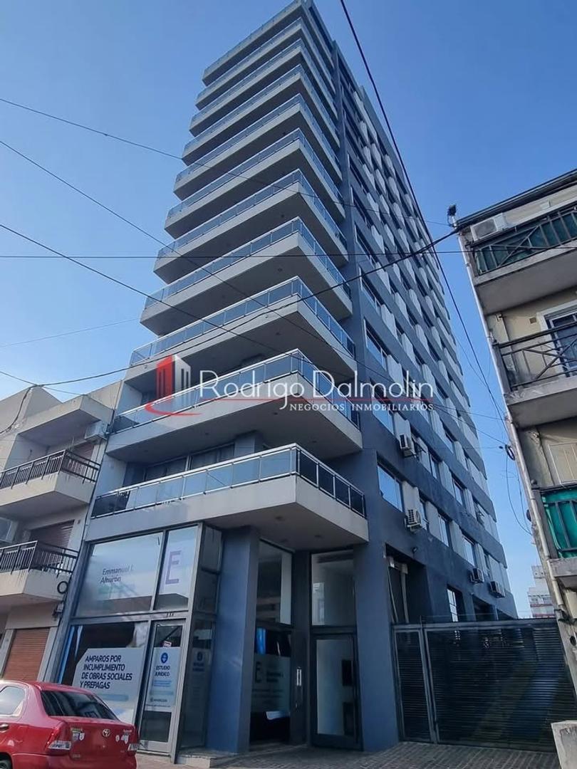 VENDO. Departamento de 2 Dormitorios céntrico. Concordia, ER