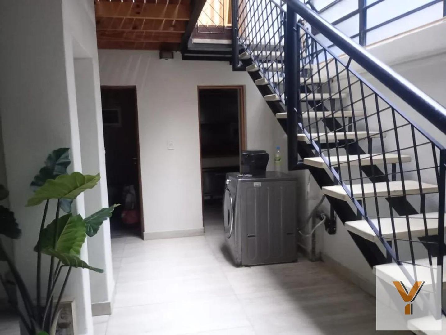 Depto Tipo Casa en Venta de 3 dormitorios