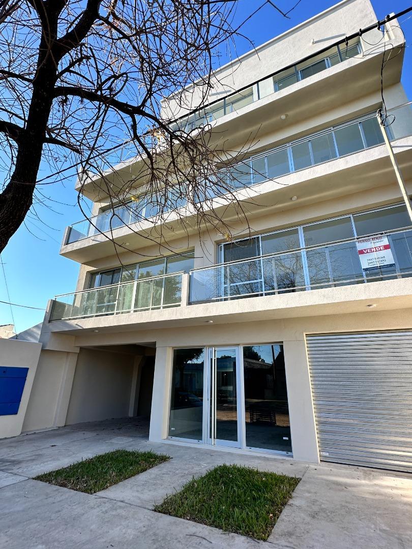 Chacabuco 172 , Piso 1