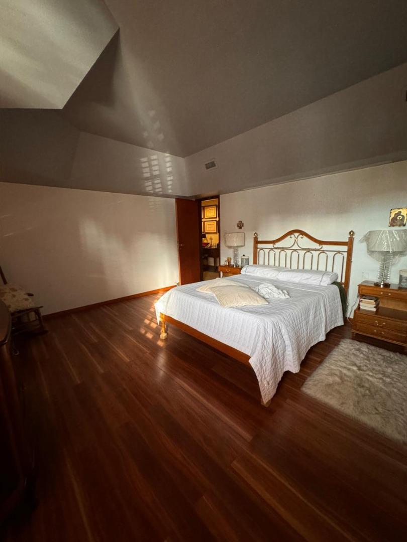 VENTA CASA AREA CENTRO ESTE