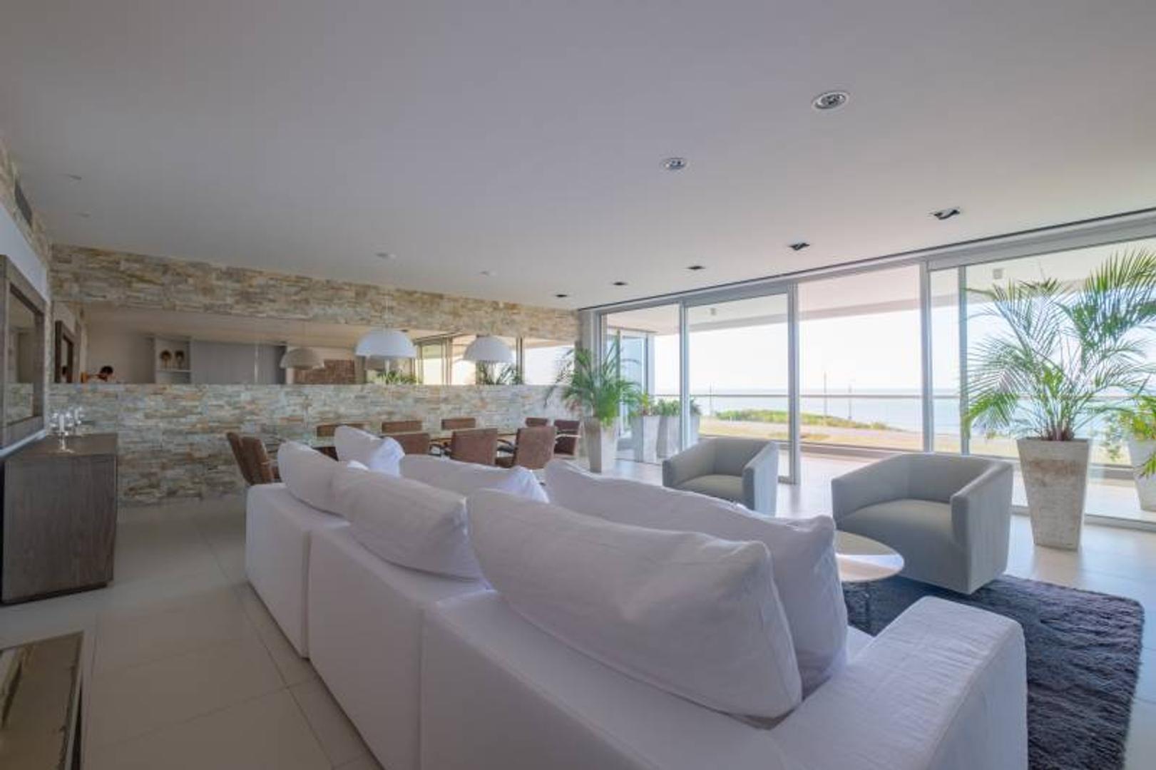 Departamento en Venta de 6 ambientes