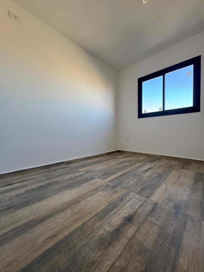 Departamento 4 ambientes con 3 baños