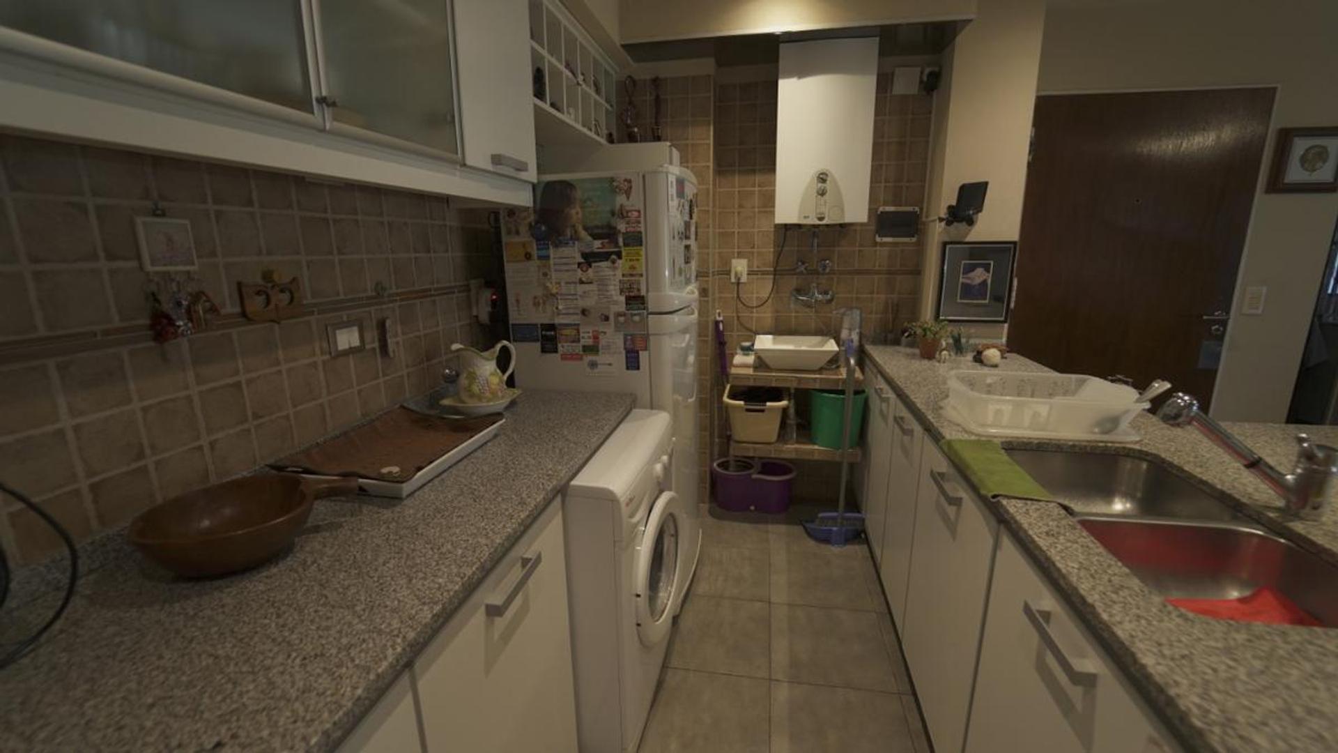 Departamento 6 ambientes con 5 baños