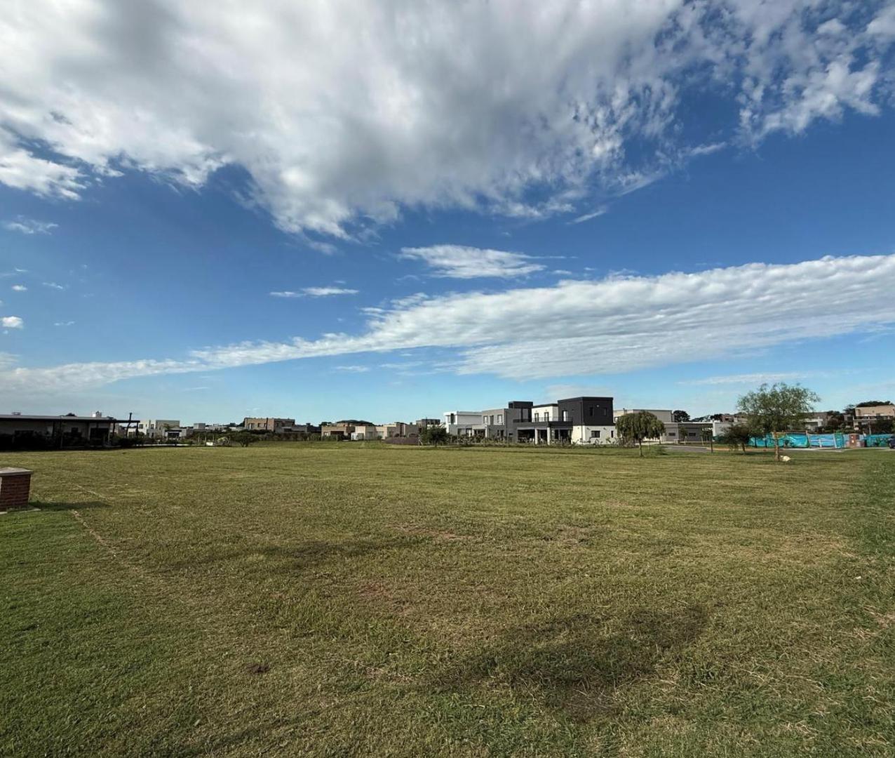 Venta lote / Terreno Interno en Santa Lucia Pilar del Este