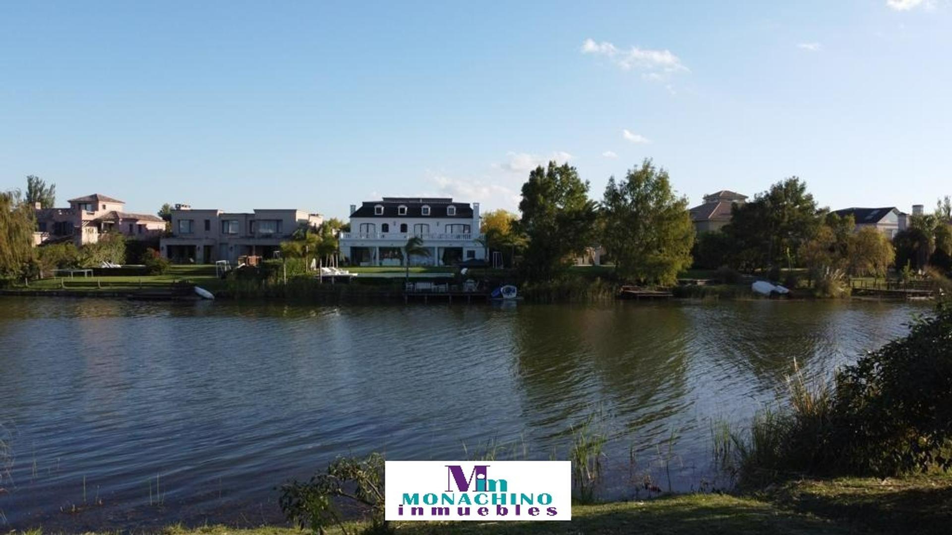 VENTA LOTE en CASTORES - a laguna - NORDELTA!