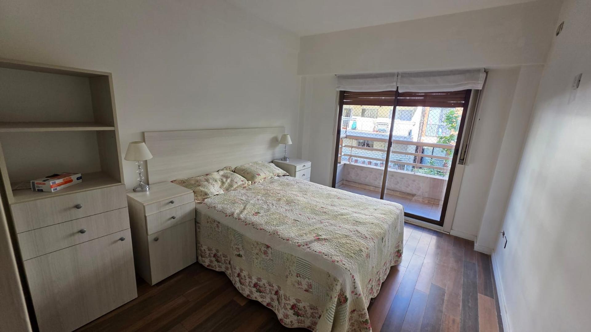 Departamento 4 ambientes con 2 baños