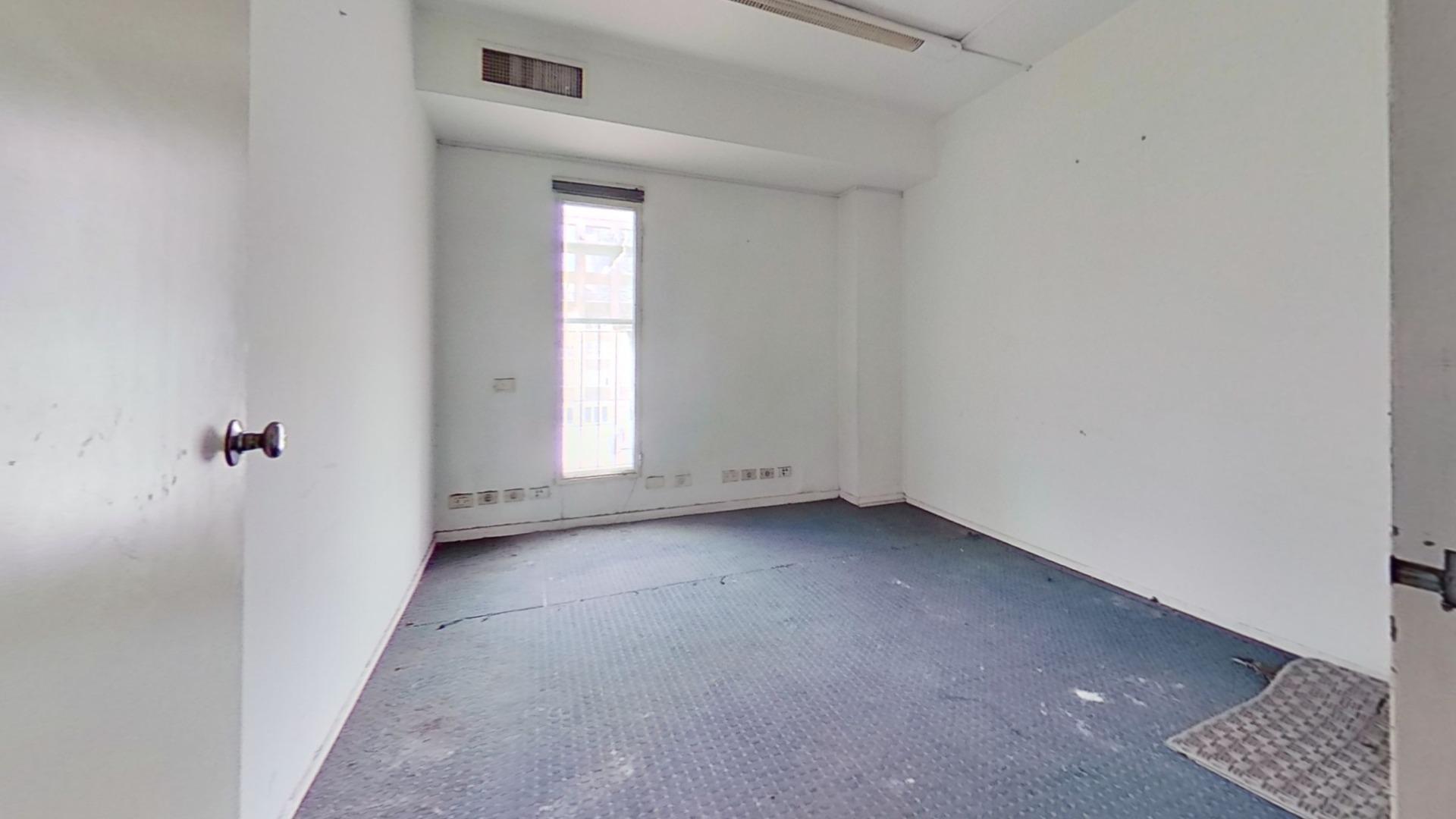 OFICINA EDIFICIO CORPORATIVO 902M2