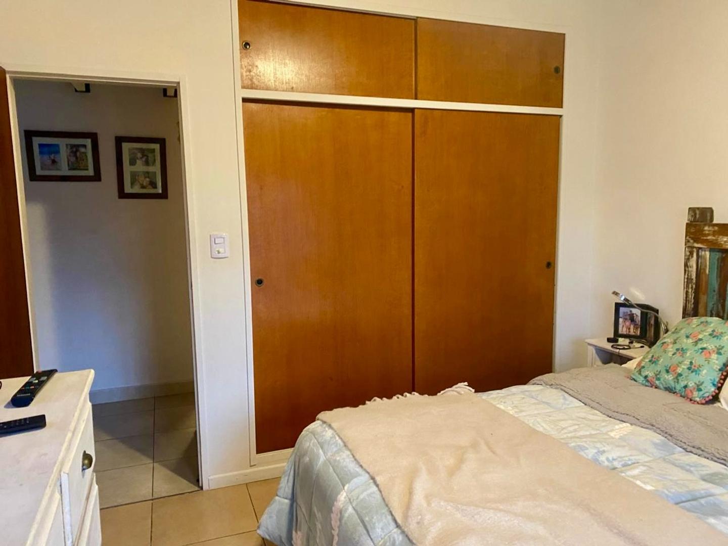 Depto Tipo Casa en Venta con 1 cocheras