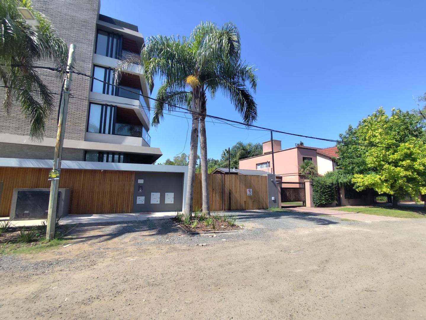 Martin Fierro 3840 , Piso 2