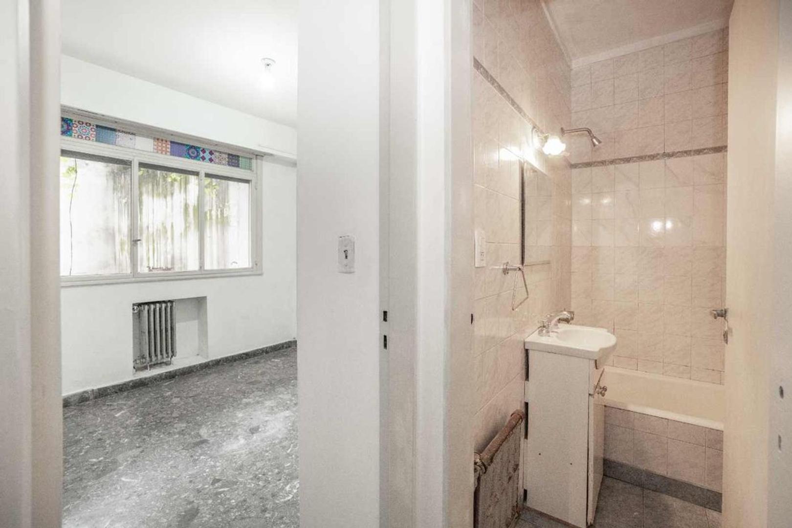 Oficina en Venta en Recoleta, USD 144.000