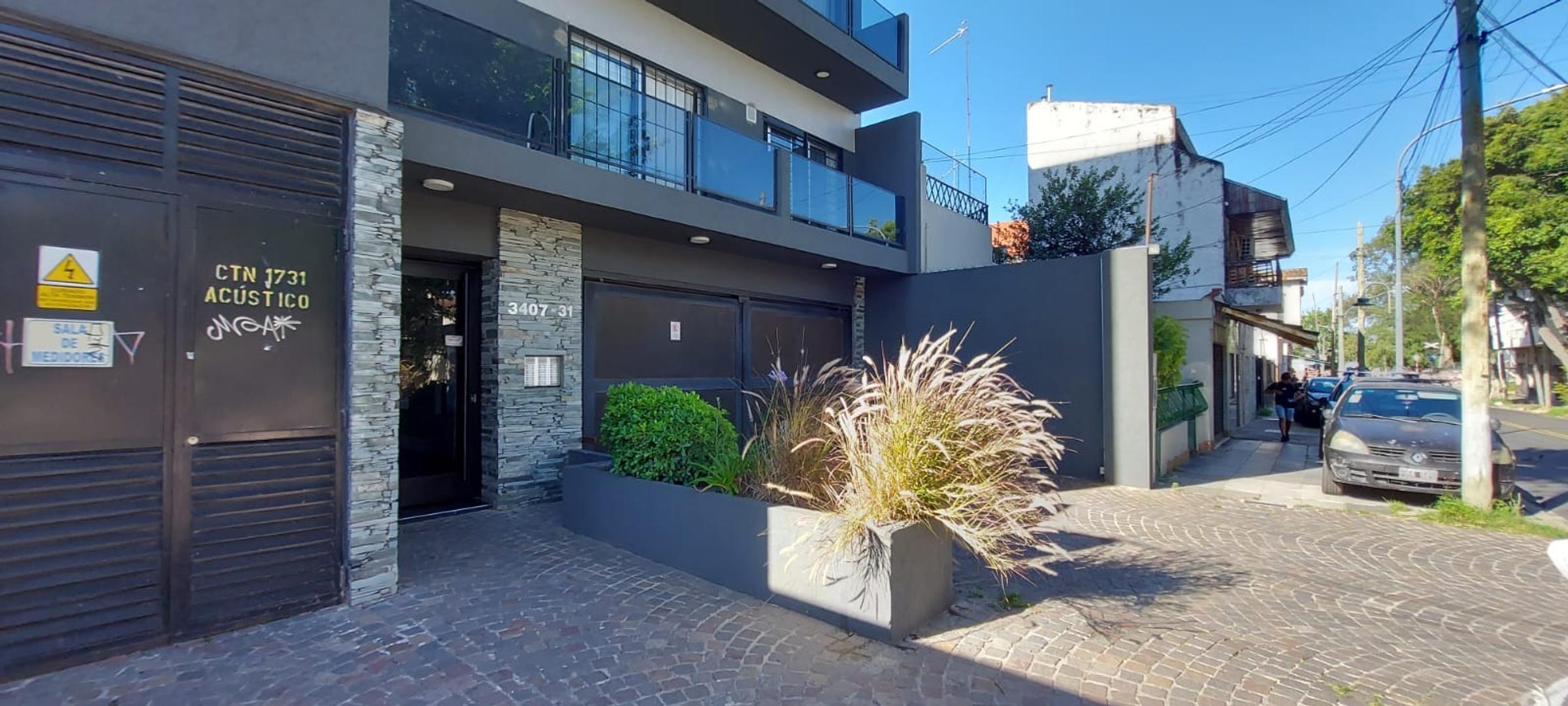 Depto.  2 ambientes  c/cochera  Alquiler Villa Urquiza