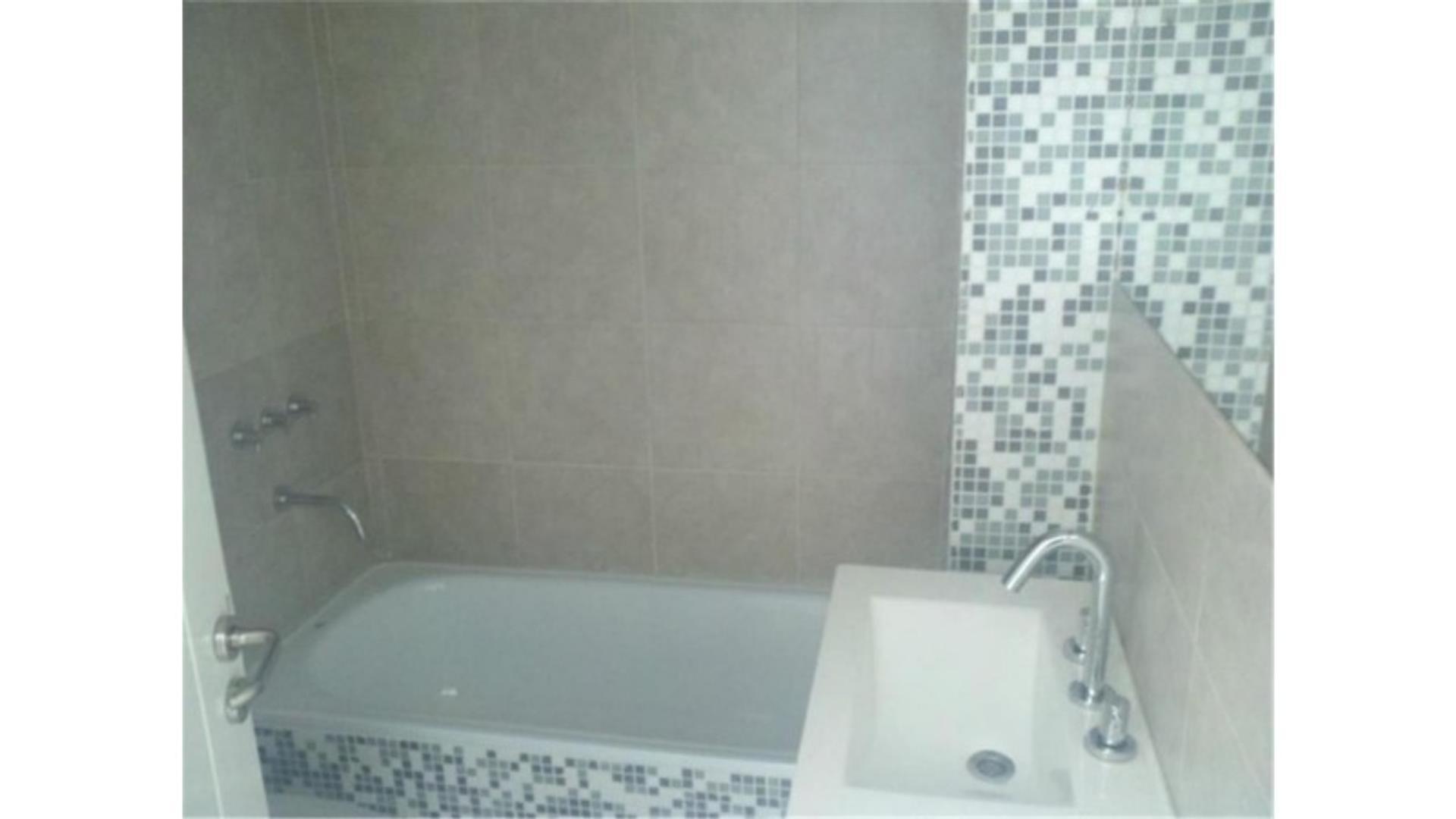 DEPARTAMENTO 2 AMB. ZONA CENTRICA SAN MIGUEL CON COCHERA