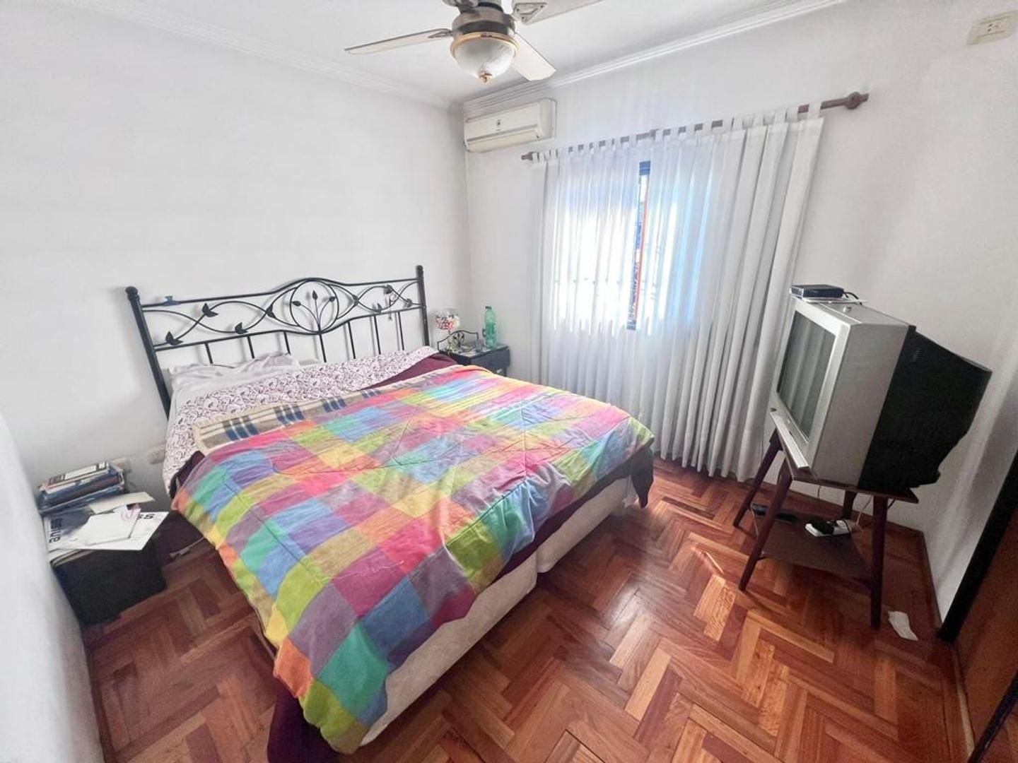 Chalet 4 ambientes en excelente ubicación.