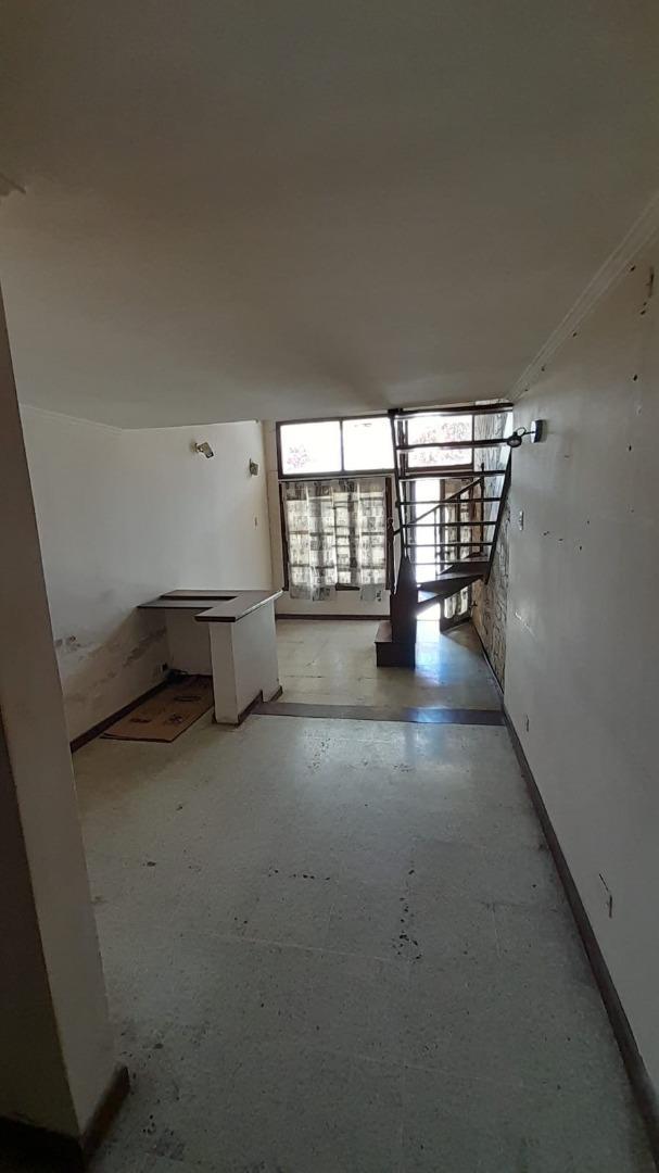 SE VENDE CASA TIPO DPTO   AYACUCHO