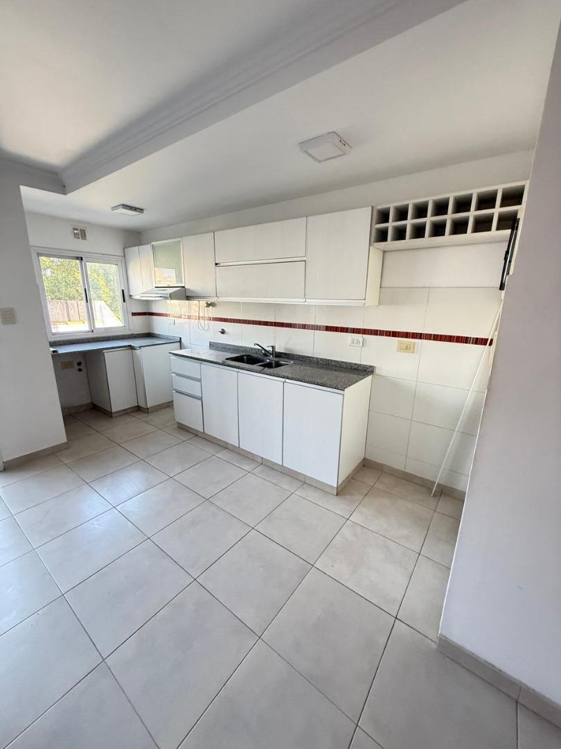 Sadi Carnot 200, Piso 2