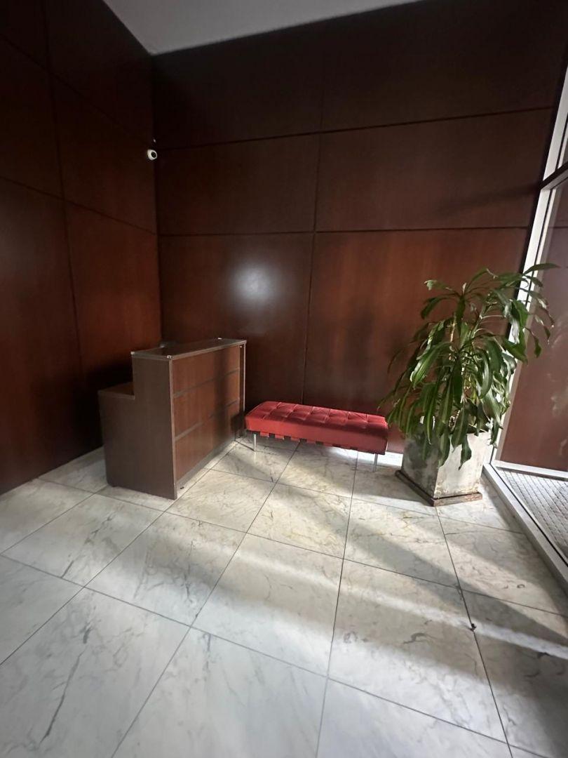 ARMENIA 2100, Piso 8