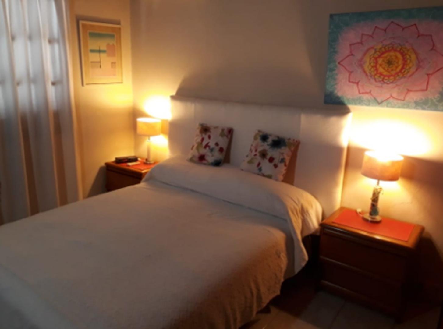 Casa en Alquiler Temporal con 2 cocheras