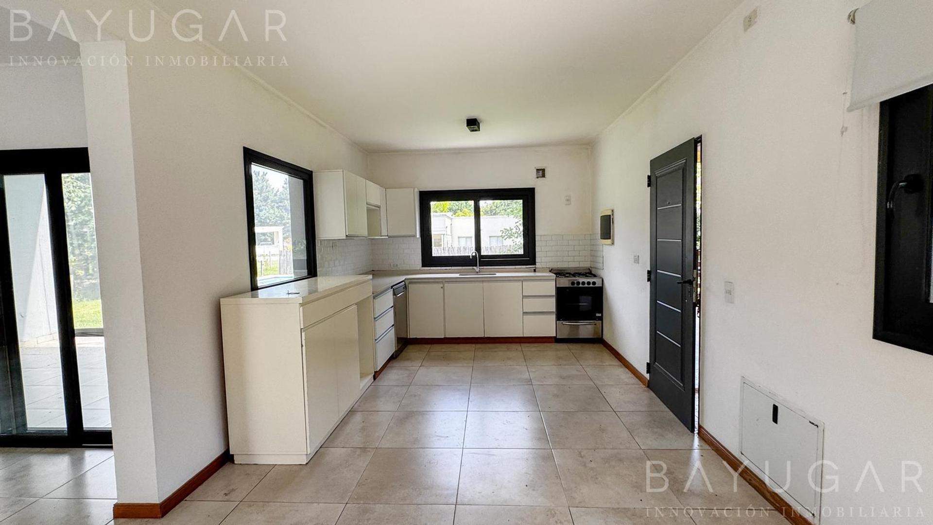 Casa en Venta en Sausalito, USD 250.000