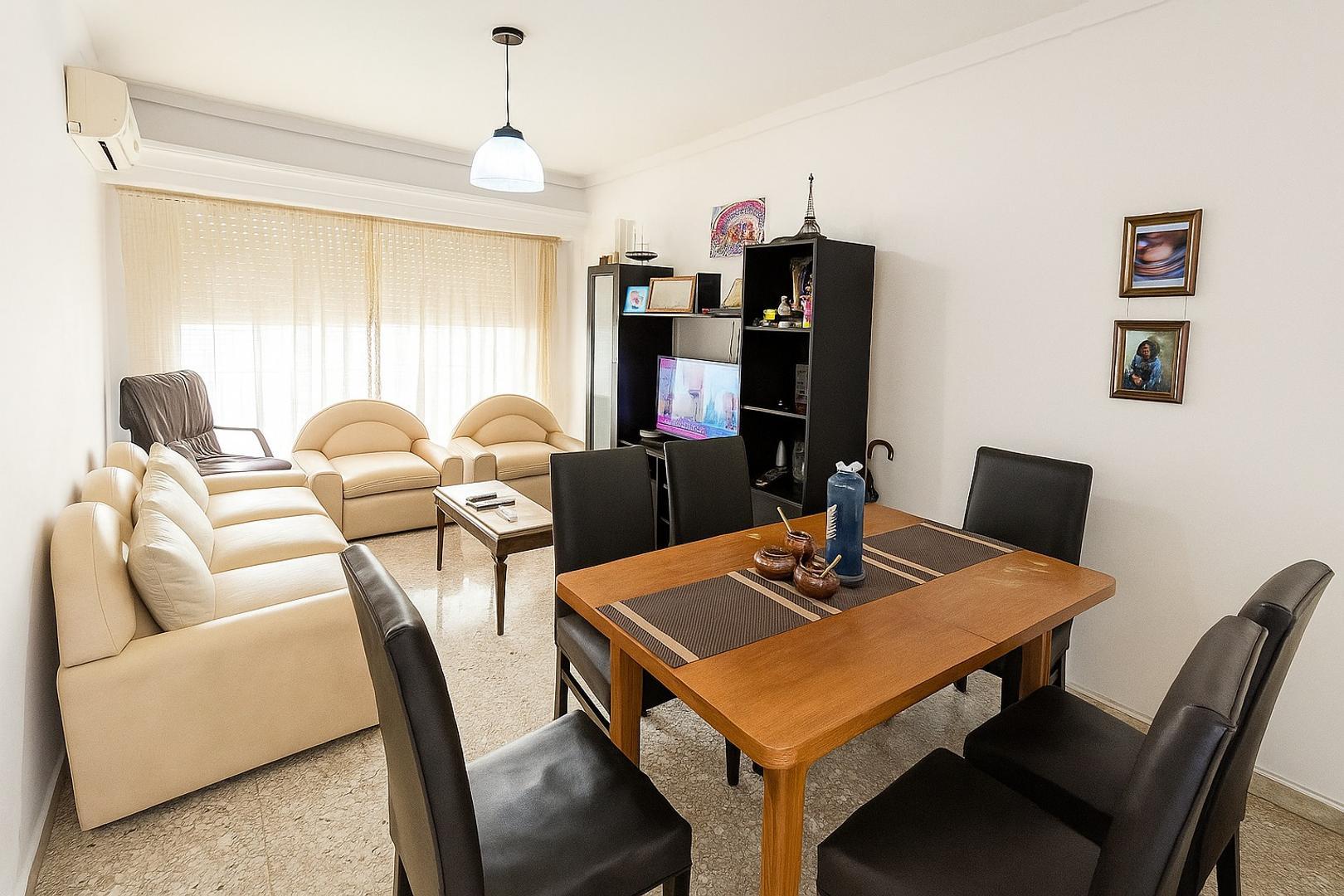 VILLA BALLESTER CENTRO: DEPTO. 3 AMB. MUY BUENA UBICACION.