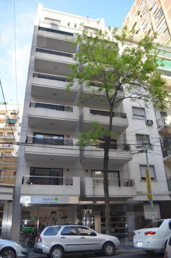 Senillosa 26 3ºB (entre Av. Rivadavia y Chaco)