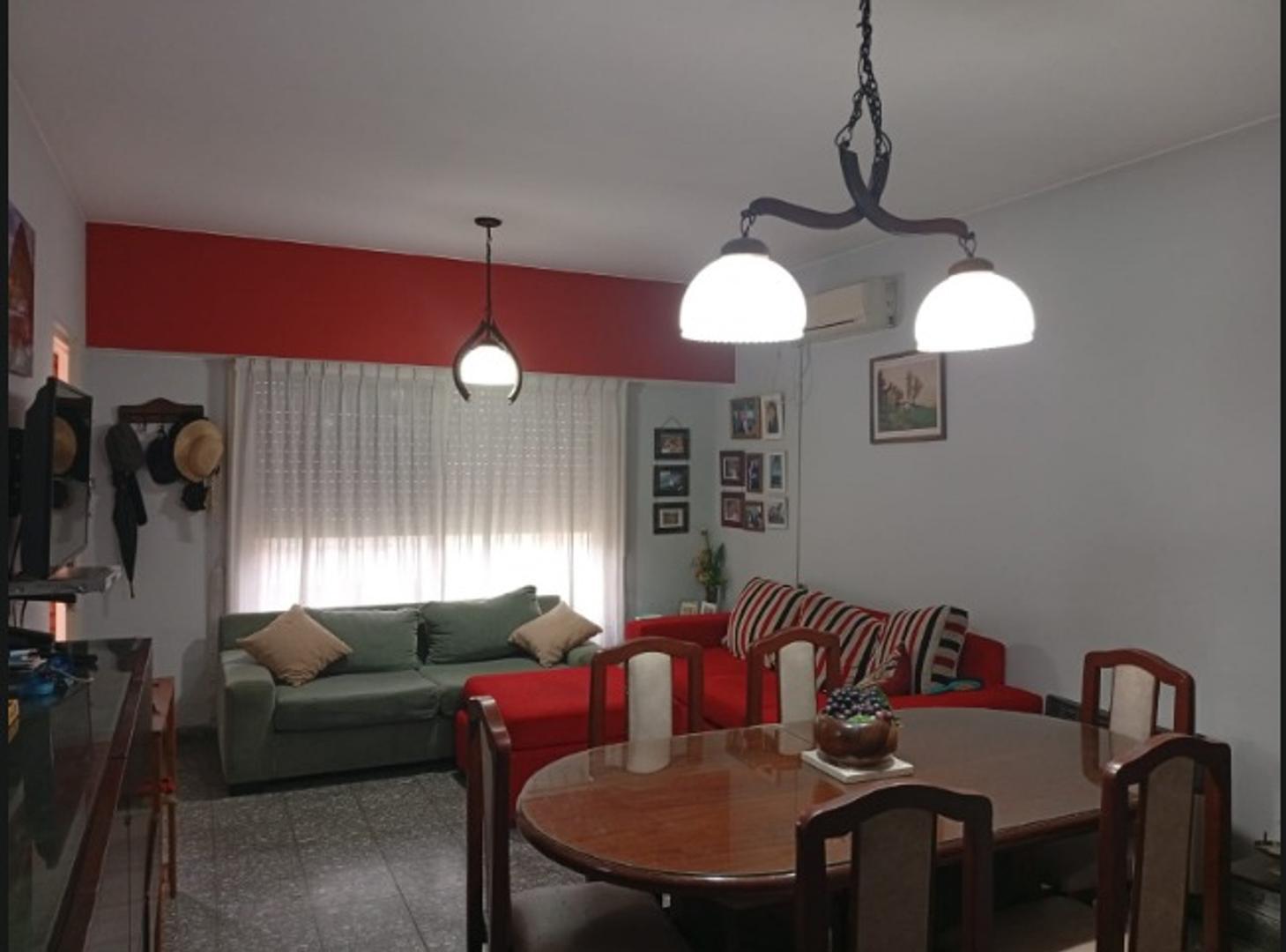 Casa en Venta en Gregorio de Laferrere, USD 106.000