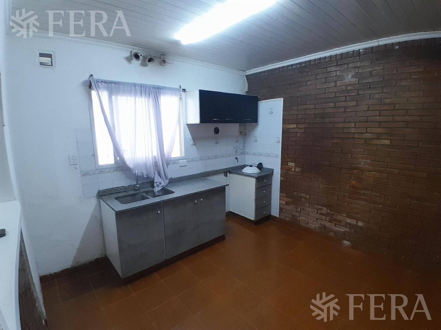 Alquiler de PH 3 ambientes en Bernal