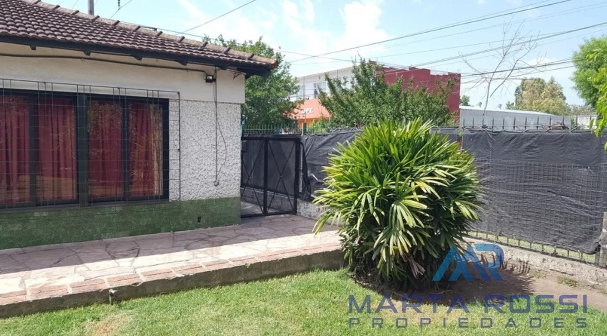 Casa 3  amb. excelente Lote Ituzaingo. Ideal Condominio 
