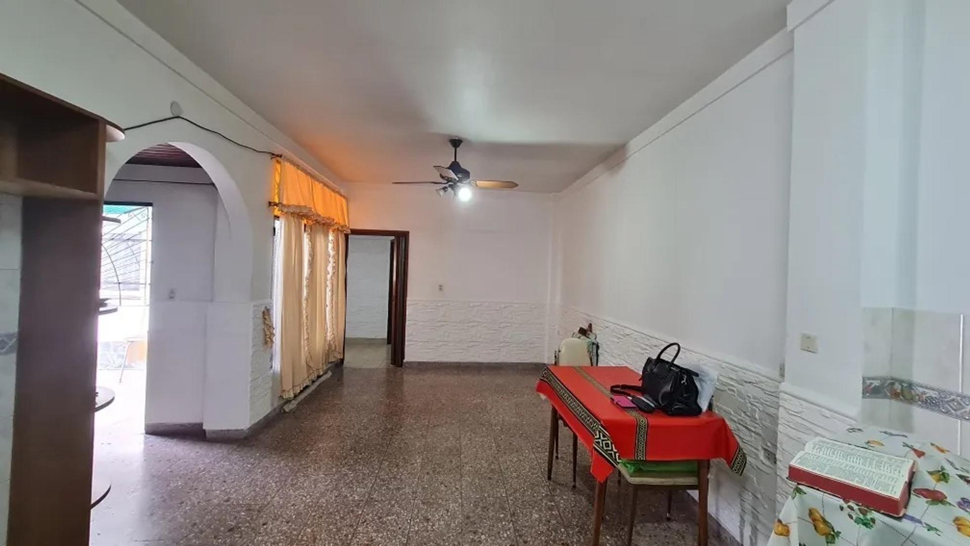 Casa en Venta en Jose Leon Suarez, USD 110.000