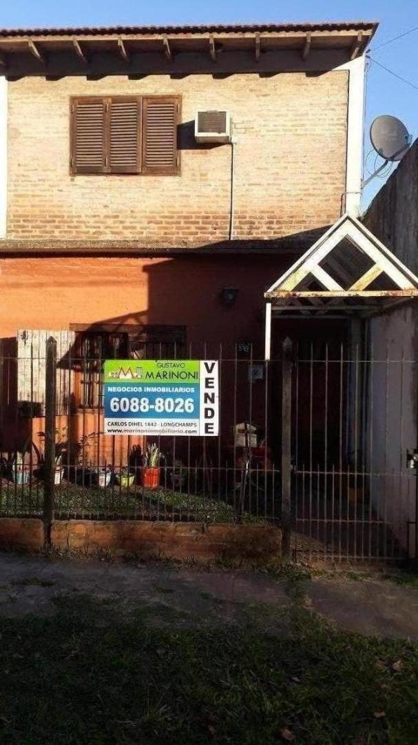 CASA EN VENTA 3 AMBIENTES EN 2 NIVELES-LONGCHAMPS