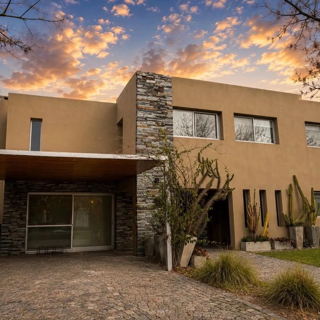 Casa en Alquiler 15 años