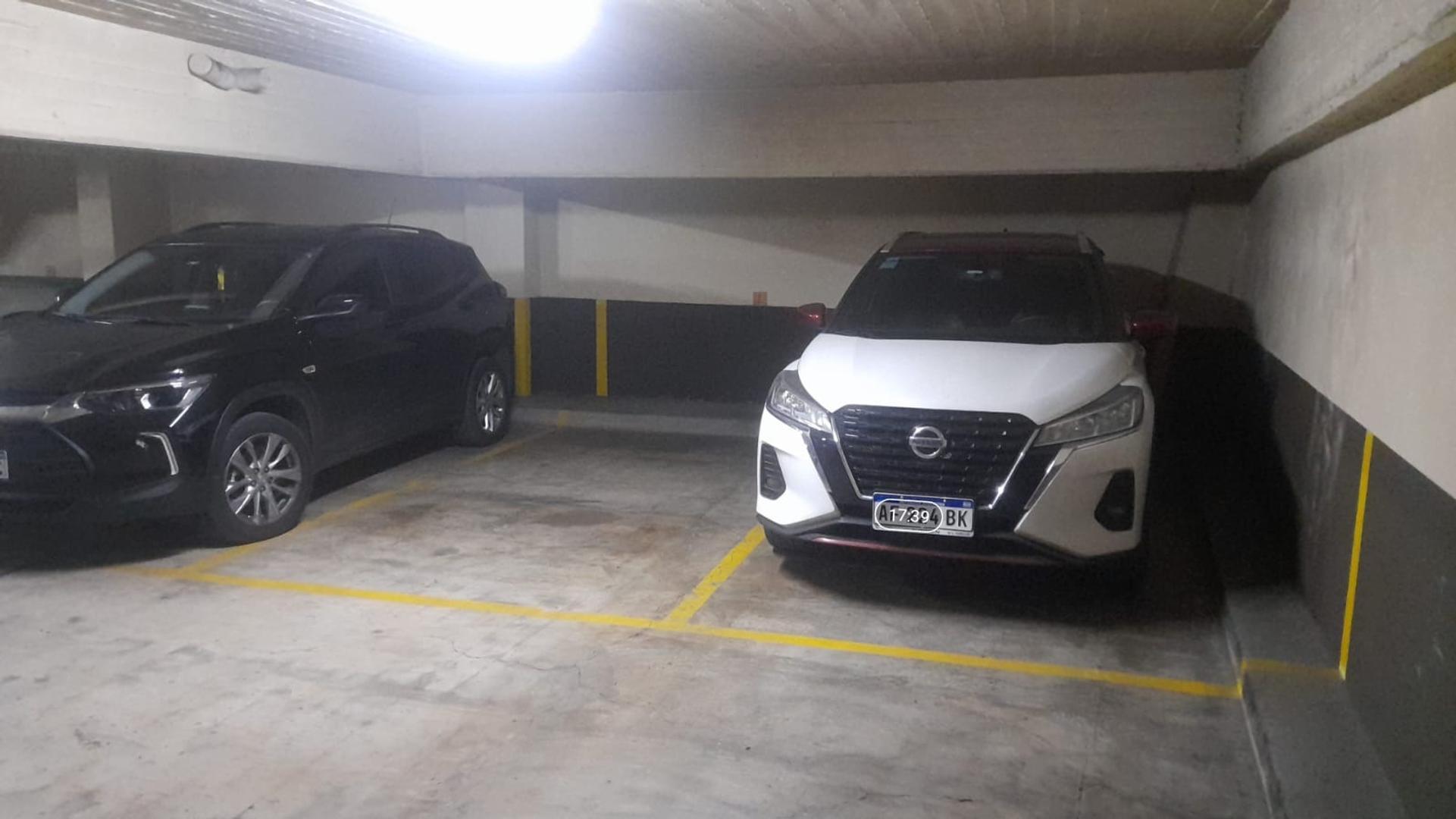 Cochera en Venta Fija