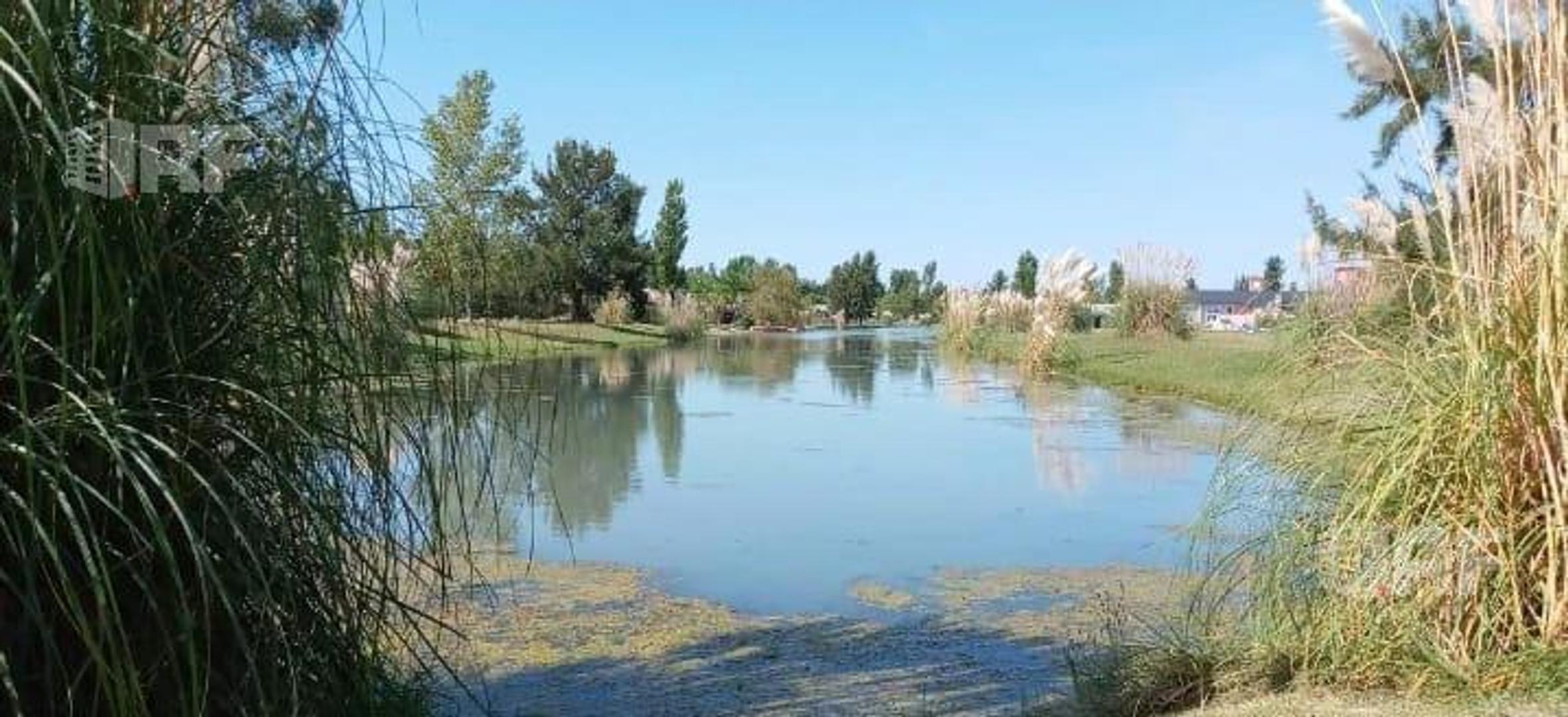 Posadas De Los Lagos, Ruta 2, Km 72.2, Brandsen.