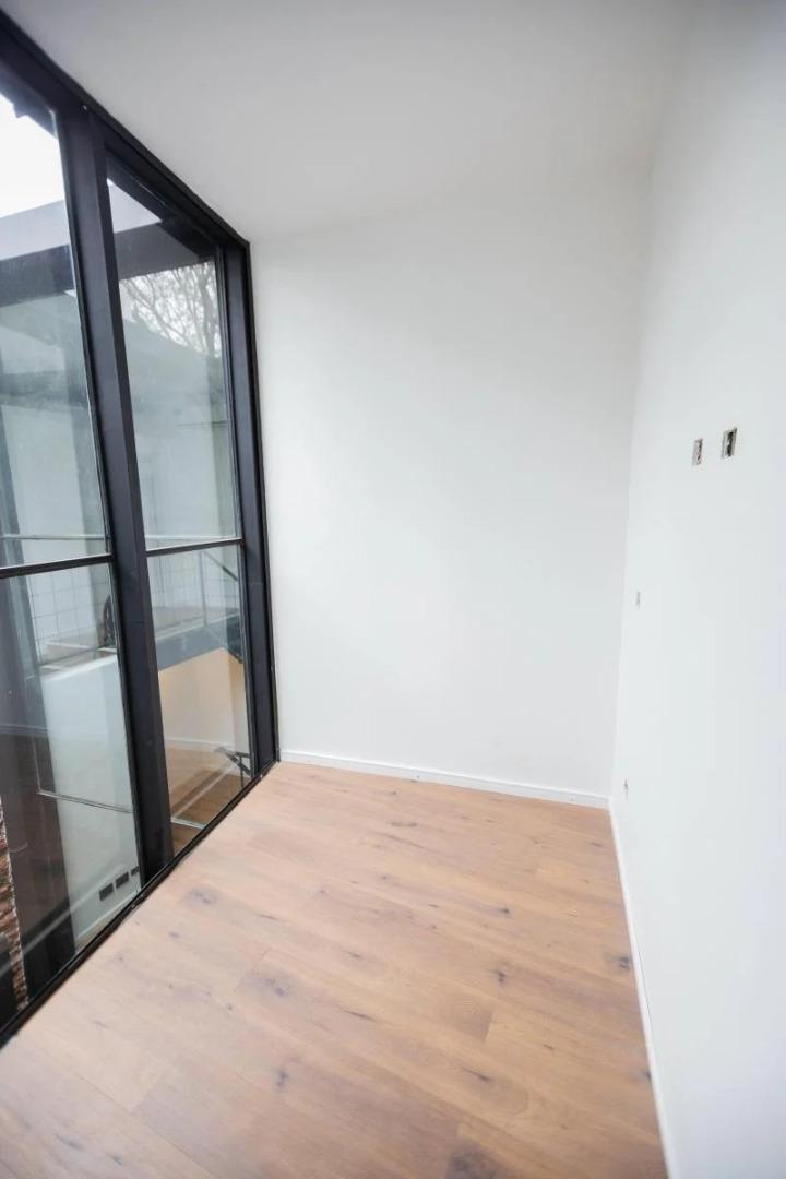 Tríplex reciclada c/ jardín de invierno -5 ambientes-Palermo