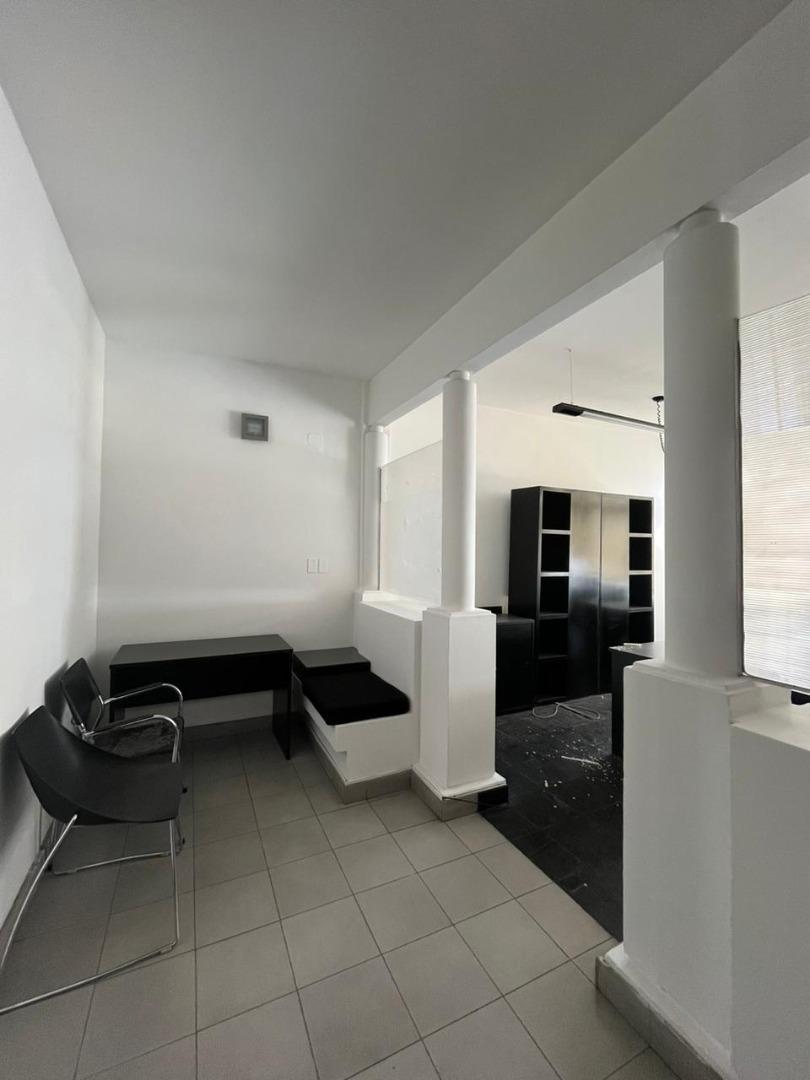 Cordoba 1060 , Piso 6