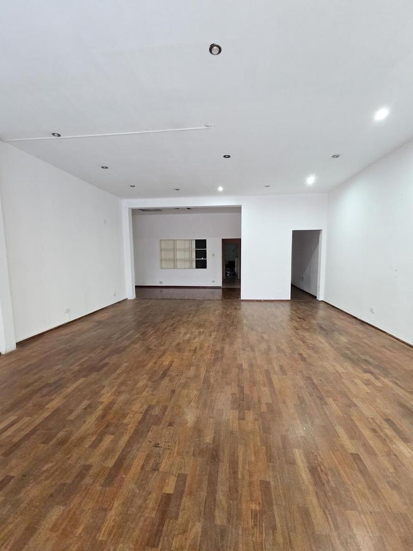 Local en Venta en Centro, USD 195.000