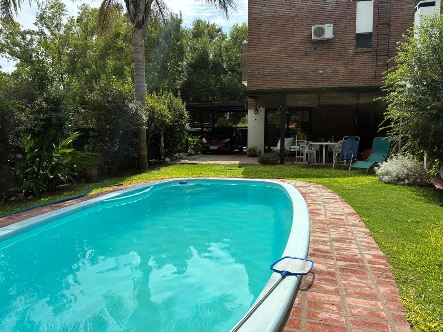 José Hernandez 2400