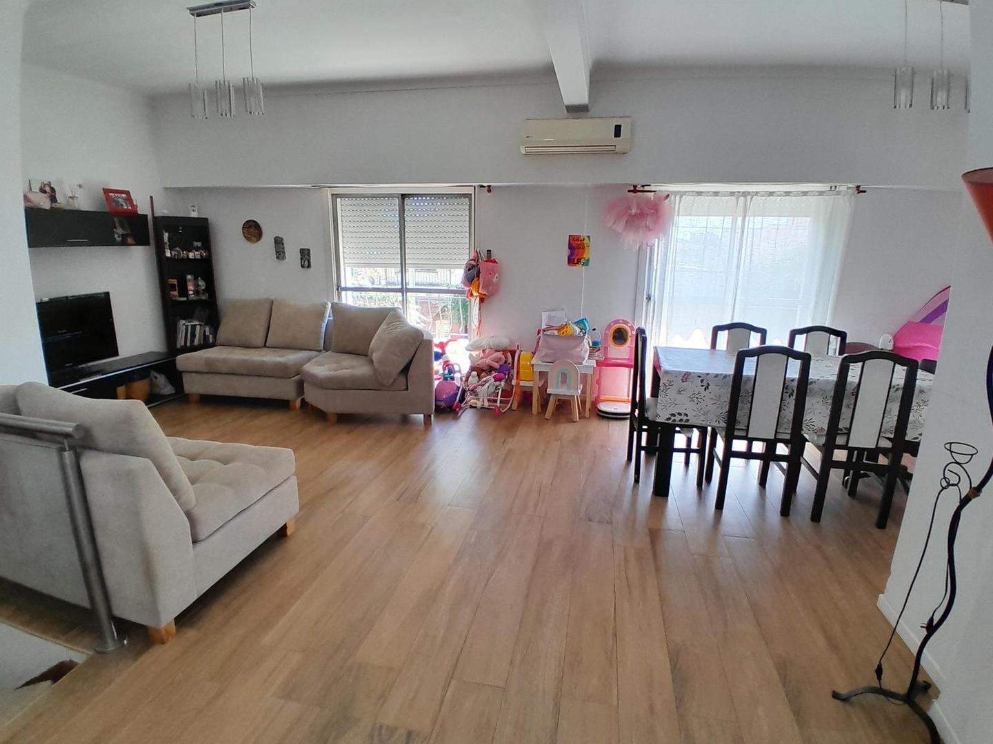 PH 3 AMBIENTES ENTRADA IDEPENDIENTE TERRAZA PROPIA BALCON