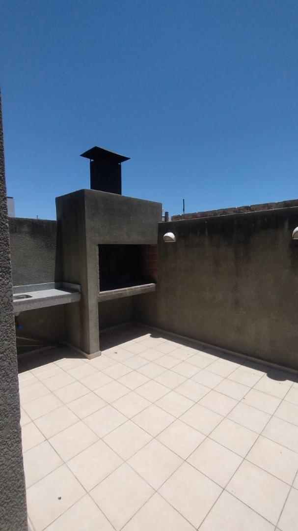 UNICO Terraza c/Asador 1 dorm 2 baños