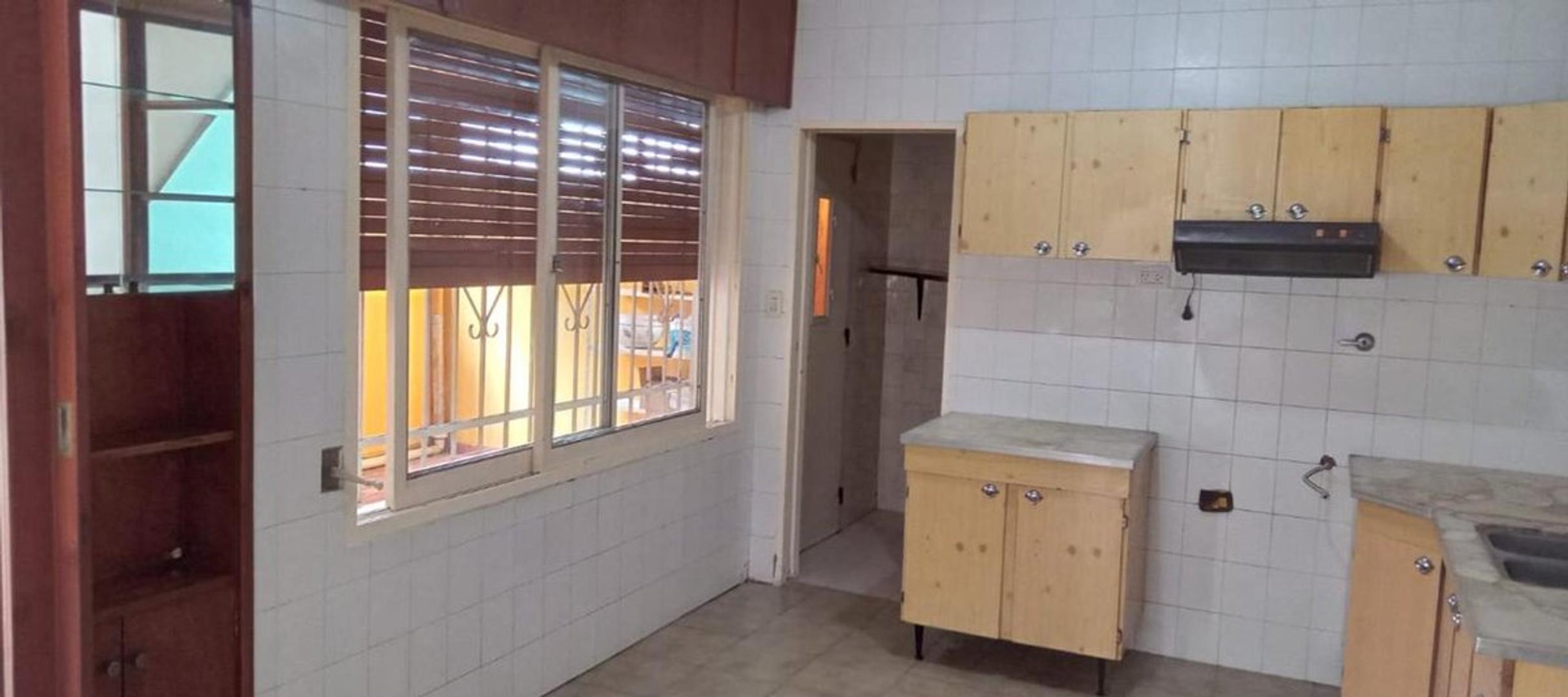 Depto Tipo Casa en Venta con 1 cocheras