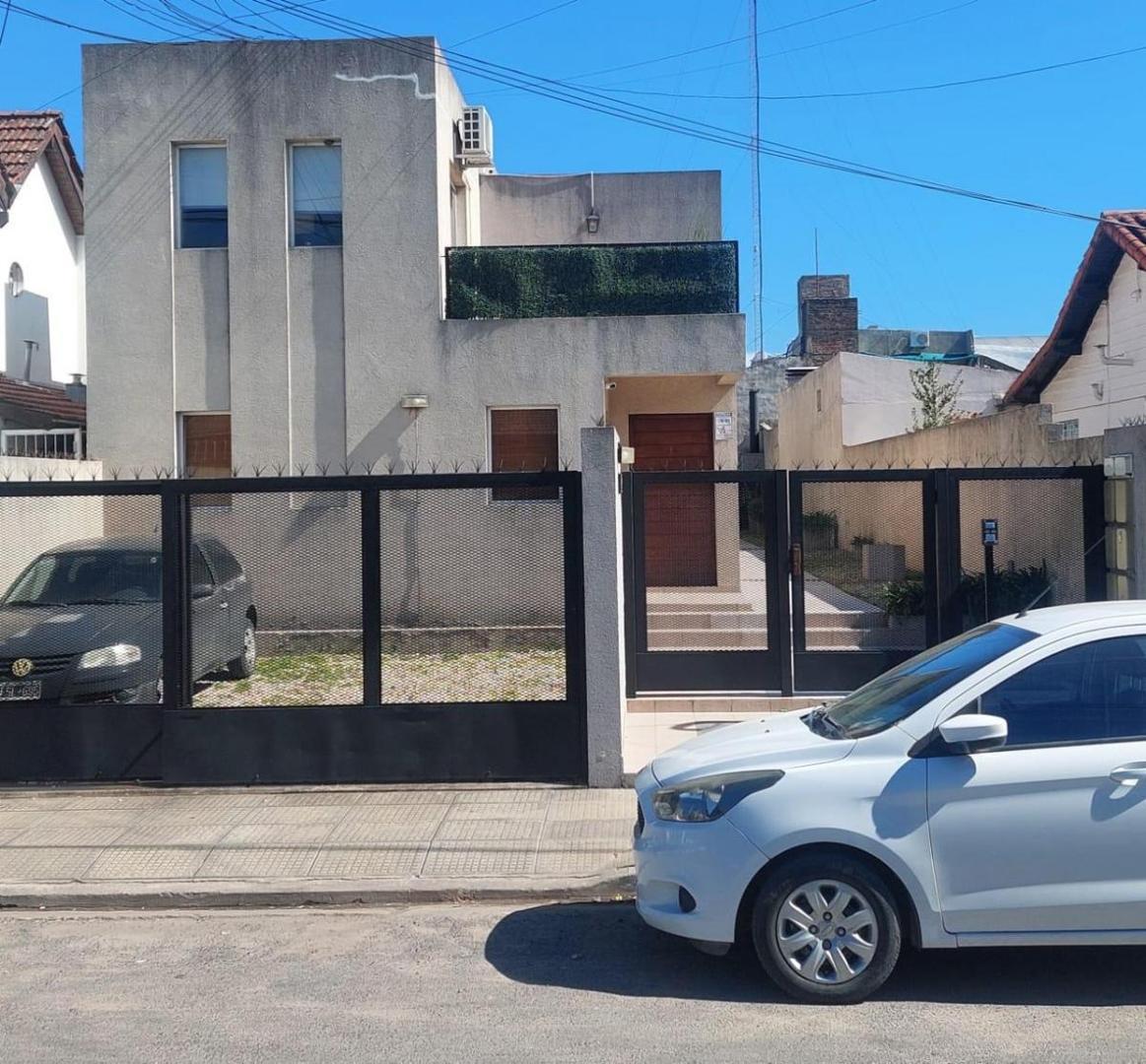 Depto Tipo Casa en Alquiler en Pilar, $ 600.000
